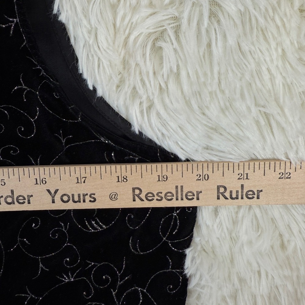 Vintage Petite Impressions Velvet Vest Medium Black Silver Swirls Gold Buttons - Picture 7 of 9
